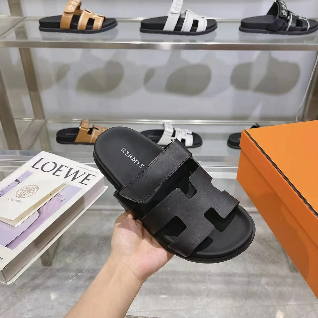 👟👟Ex-factory price 480👟👟 H Home HERMES's recently popular Erjiu shoes - classic style. [Fireworks][Fireworks][Fireworks][Fireworks][Fireworks][Fireworks] Sandals, paired with various colorful socks, are popular. ✅Upper: imported mixed sheepskin, deerskin ✅Inner: imported mixed sheepskin ✅Outsole: T👟👟Ex-factory price u non-slip and wear-resistant outsole ✅Number of codes: 35-41